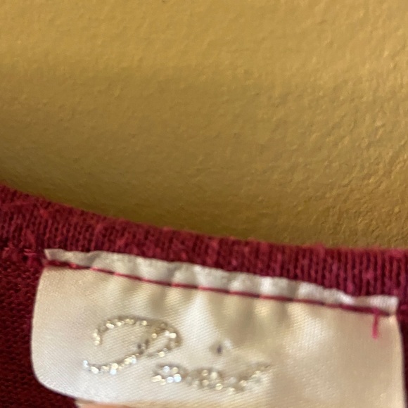 Plum symmetrical blouse size medium - Picture 8 of 10